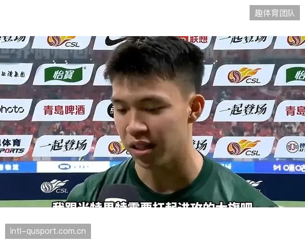 小将王钰栋在有限时间内送出3次助攻，其无球跑动为米特里策拉开了进攻空间。
